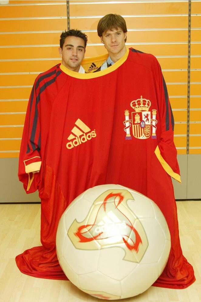 عکس| تصویری جالب از ژابی و ژاوی؛ دو تن در یک پیراهن