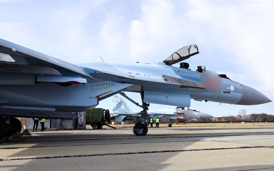 عکس| اولین دسته از جنگندههای سوخو۳۵ وارد میدان شدند عکس| اولین دسته از جنگندههای سوخو۳۵ وارد میدان شدند