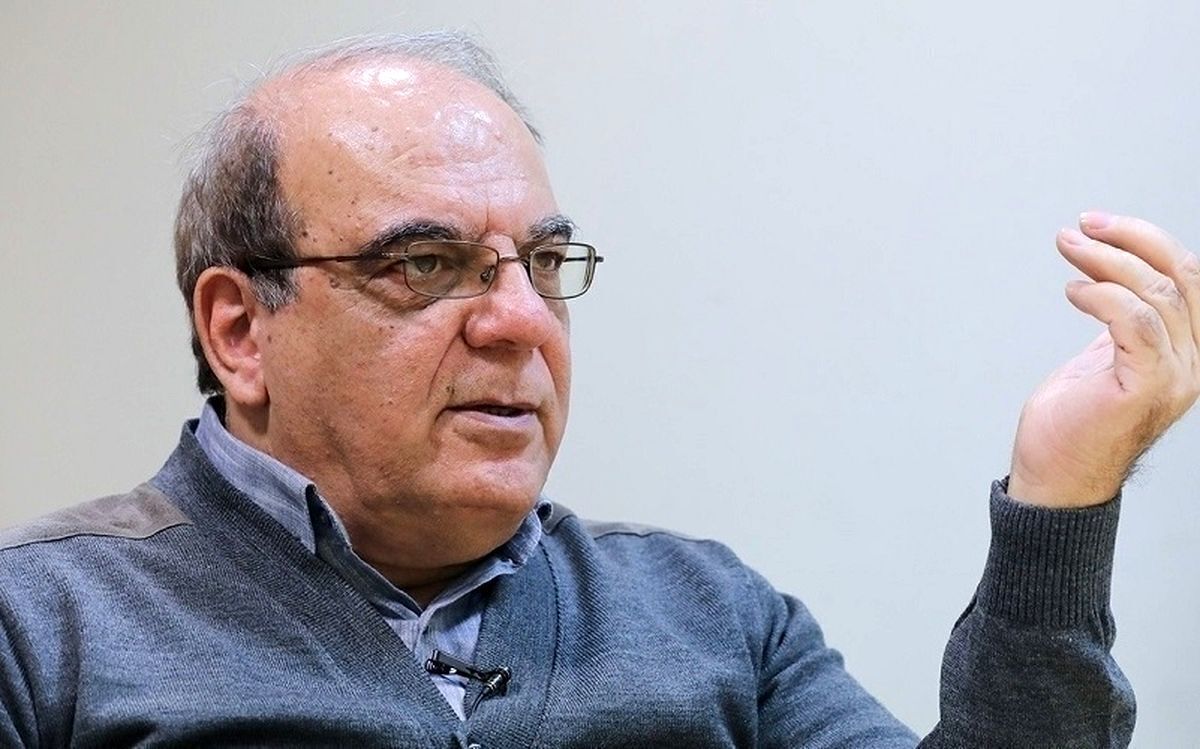 کنایه عباس عبدی به ادعای رئیسی درباره تورم ۳ رقمی