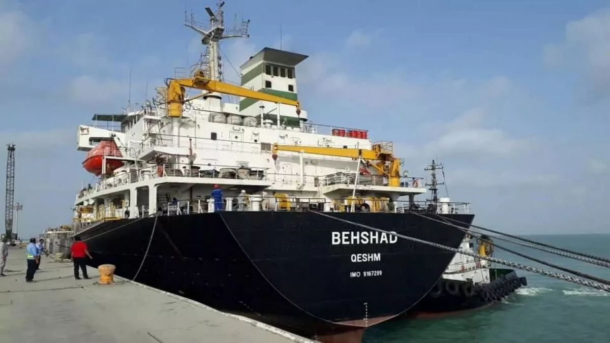 بلومبرگ: کشتی بهشاد ایران از بیم حمله اسرائیل دریای سرخ را ترک کرد