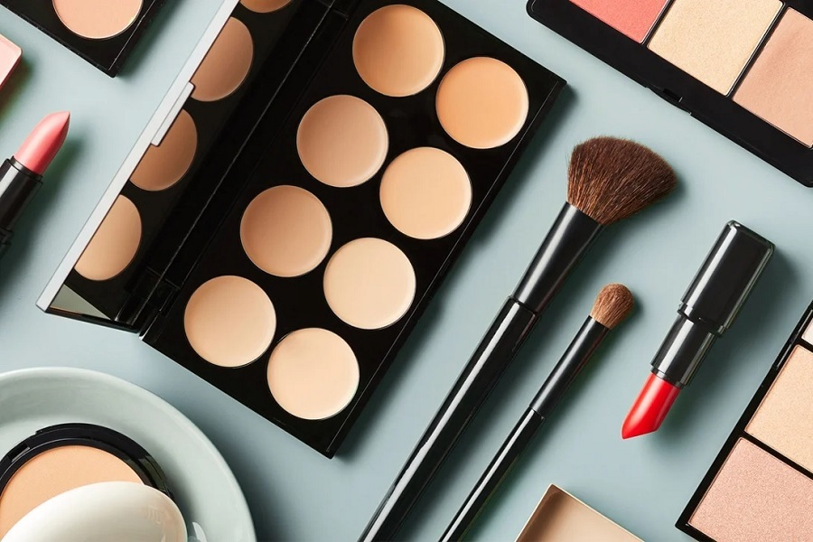 نحوه فیکس کردن آرایش را یاد بگیرید + چند راهکار تضمینی نحوه فیکس کردن آرایش را یاد بگیرید + چند راهکار تضمینی