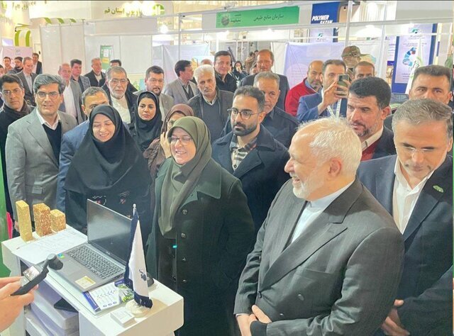 عکس/تصویری از بازدید ظریف و مهاجرانی از نمایشگاه بین المللی محیط زیست