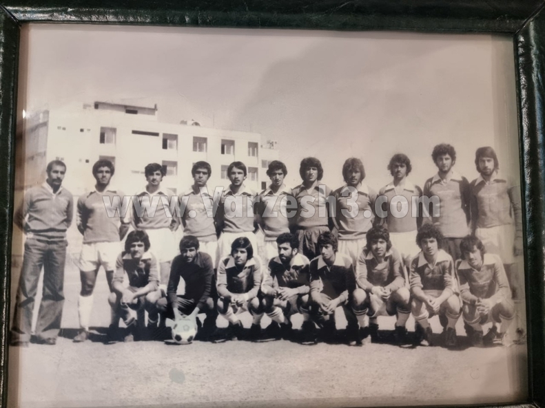 عکس/ نسخه سیاهوسفید تاج در پست هافبک! عکس/ نسخه سیاهوسفید تاج در پست هافبک!