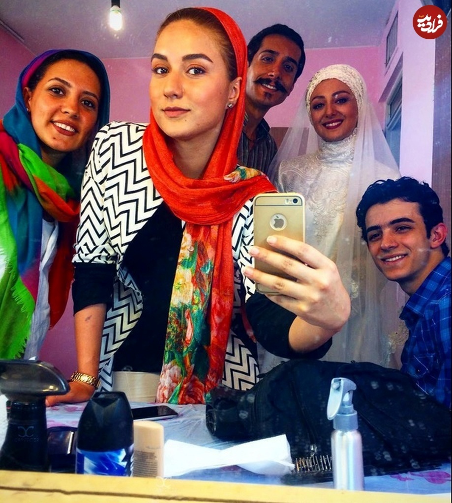 عکس/ علی شادمان و ویدا جوان در پشت صحنه سریال «ماه و پلنگ»؛ سال ۹۵ عکس/ علی شادمان و ویدا جوان در پشت صحنه سریال «ماه و پلنگ»؛ سال ۹۵