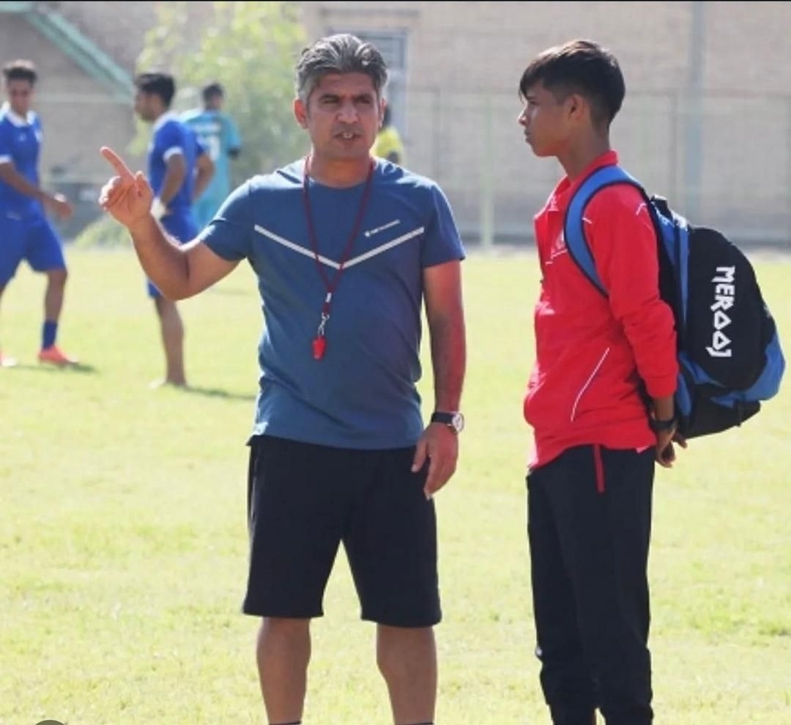 عکس/ روزی که مهدی قایدی از تعمیرگاه به زمین فوتبال آمد عکس/ روزی که مهدی قایدی از تعمیرگاه به زمین فوتبال آمد