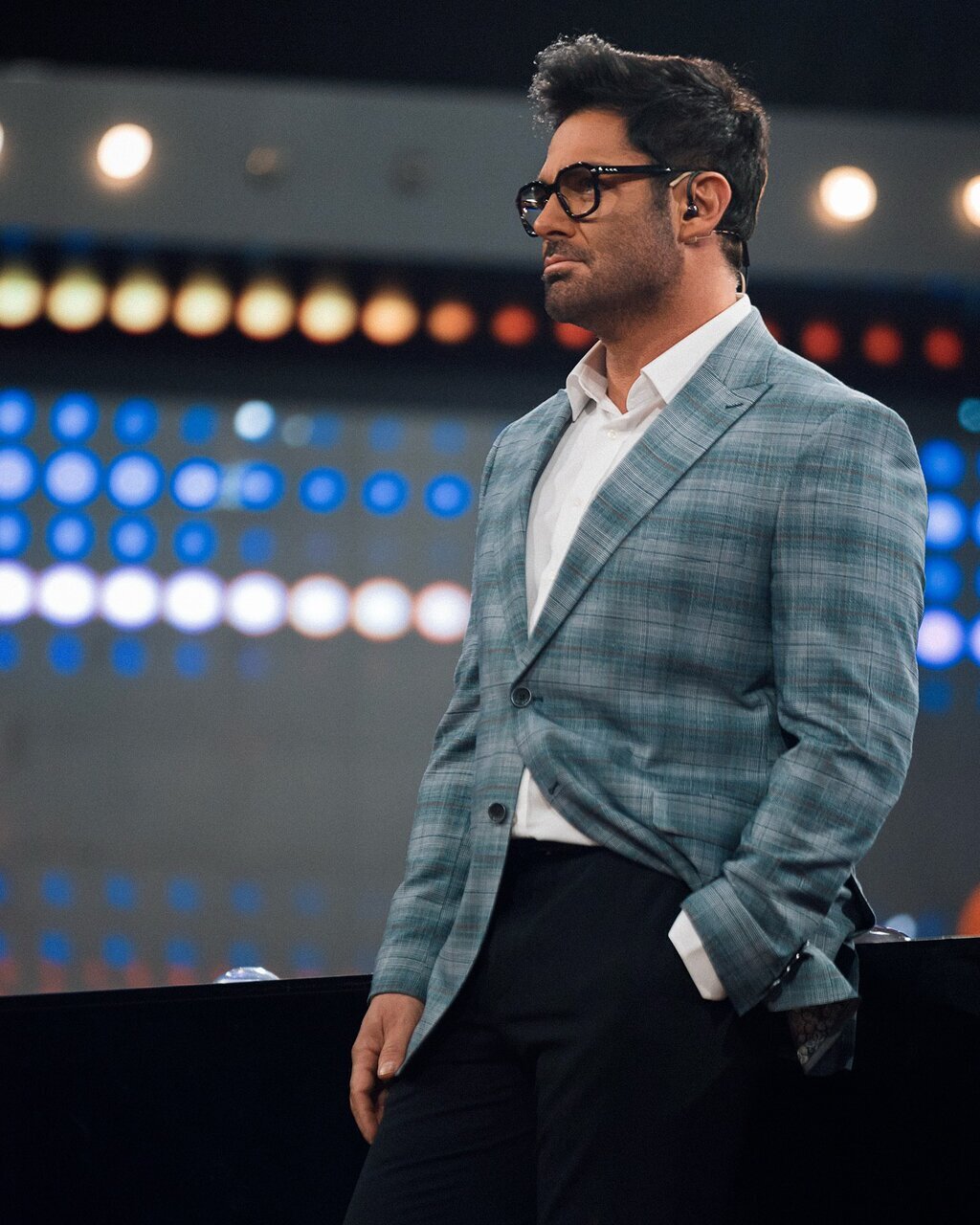 تصاویر/ژست‌های خاص محمدرضا گلزار در قامت مانکن لباس!