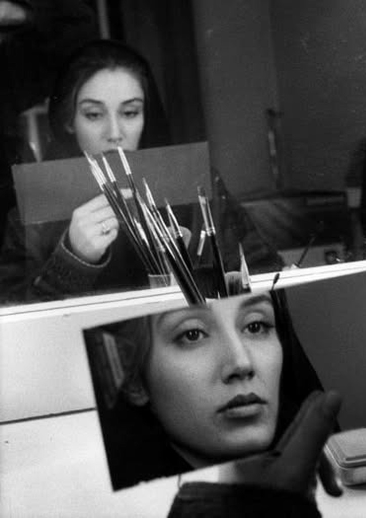 عکس/سال ۱۳۷۷؛ «هدیه تهرانی» در پشت صحنه فیلم شوکران