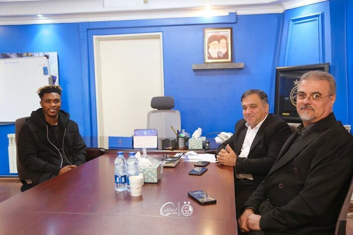 جوئل کوجو به استقلال پیوست + عکس