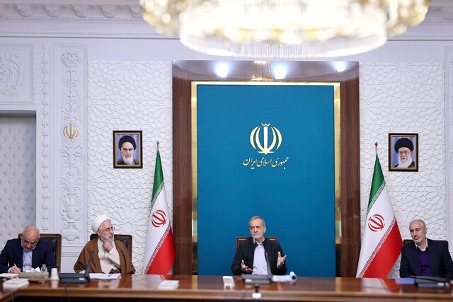 جلسه هیئت امنای صندوق توسعه ملی + عکس