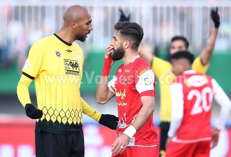 عکس/ جدال لفظی فرشاد فرجی با فاتح جام جهانی!