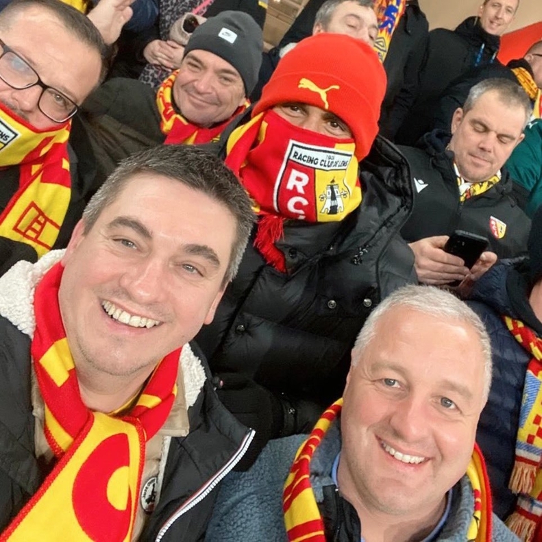 عکس/ ستاره سابق رئال با لباس مبدل علیه پیاسجی عکس/ ستاره سابق رئال با لباس مبدل علیه پیاسجی