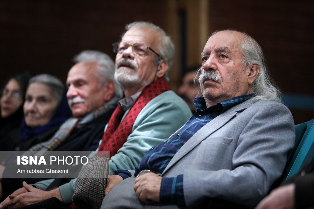 عکس/پدر گلشیفته فراهانی در مراسم تولد بهرام بیضایی