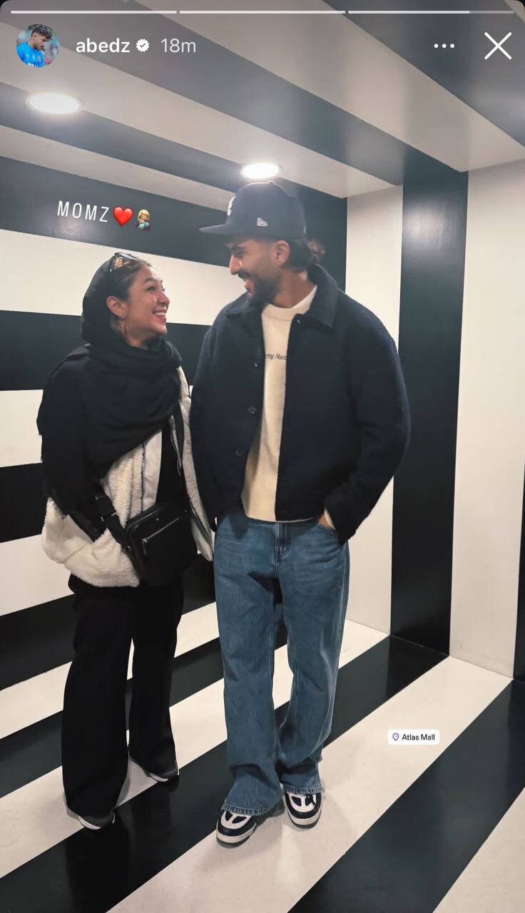 عکس/ قاب دو نفره امیر عابدزاده و مادرش در تهران عکس/ قاب دو نفره امیر عابدزاده و مادرش در تهران