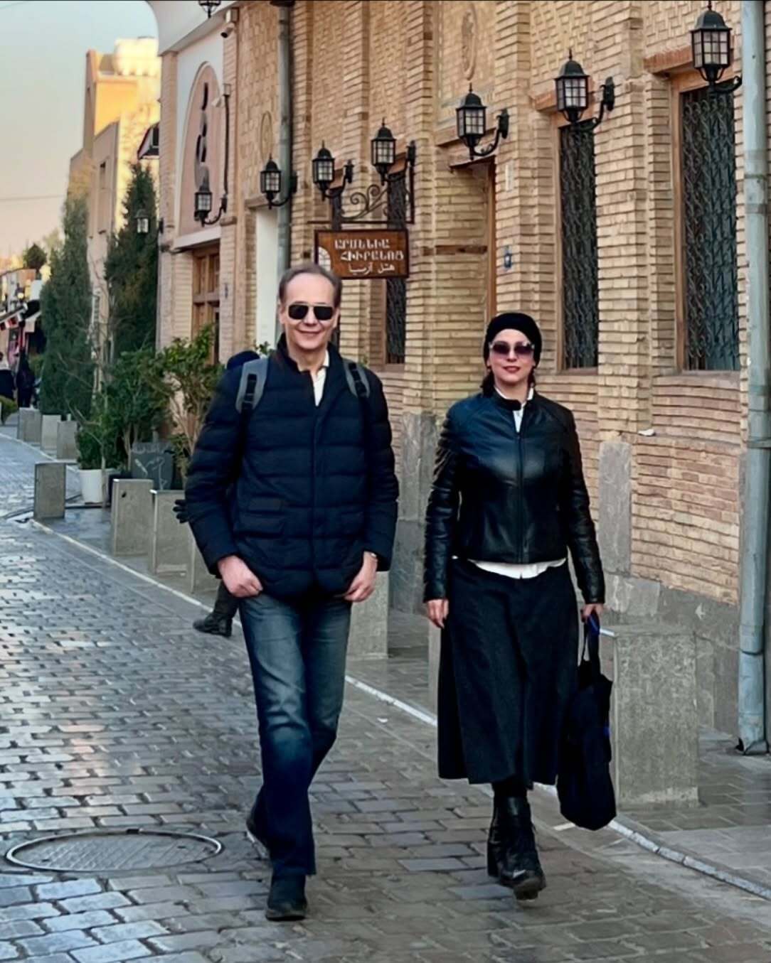 عکس/غزل شاکری و همسرش در جلفای اصفهان