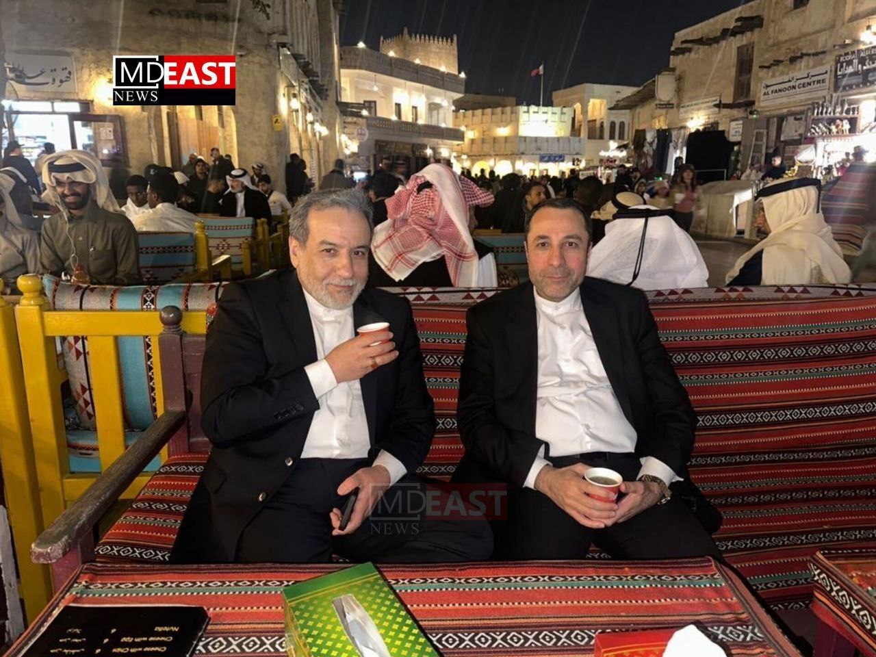 عکس/ کافه‌گردی شبانه وزیر خارجه ایران در دوحه