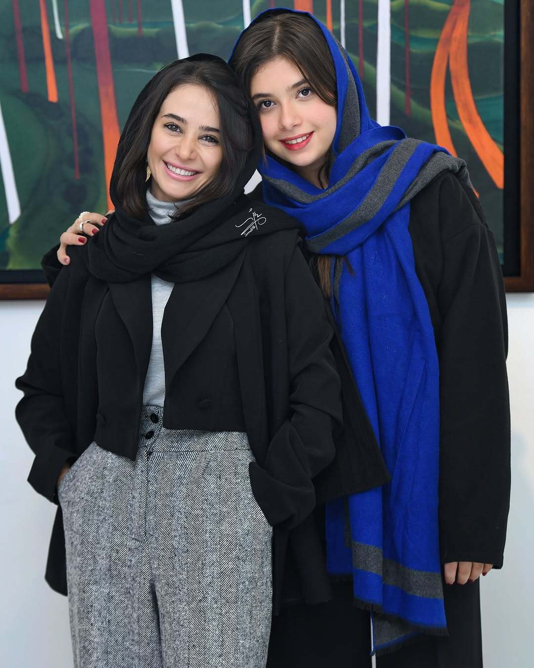 عکس/ الناز حبیبی و نفس بازغی در نمایشگاه «سوی دیگر»