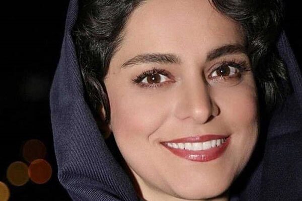 فیلم/صحبتهای احساسی غزل شاکری در حاشیه جشنواره فیلم فجر