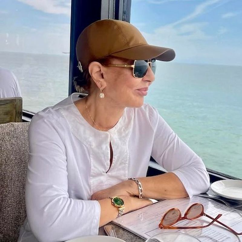 عکس/ «گوگوش» در اروپا در ۳۰ سالگی و ۷۰ سالگی