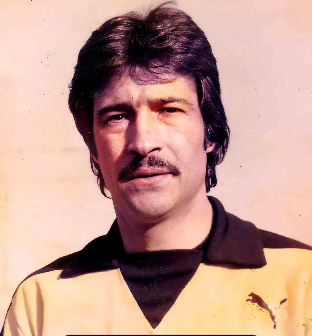 عکس خاص و کمتر دیده شده ناصر حجازی با سبیل! عکس خاص و کمتر دیده شده ناصر حجازی با سبیل!