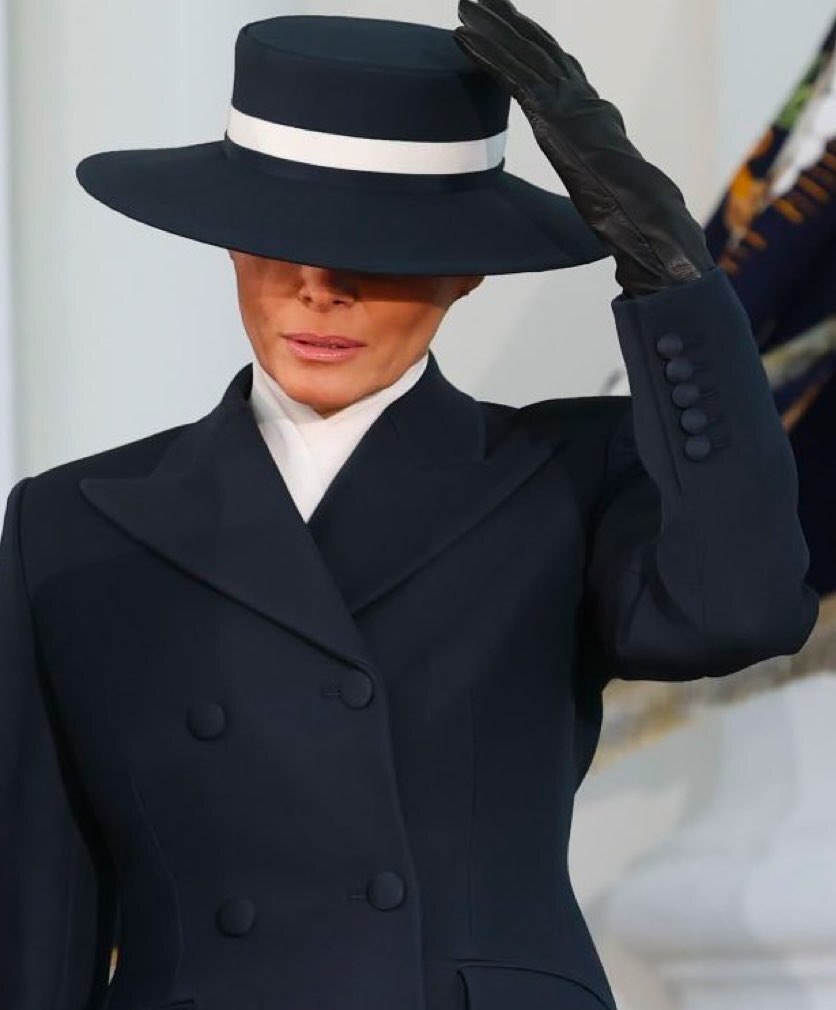 عکس/ پوشش متفاوت ملانیا ترامپ به سبک بازیگر فیلم ماسک