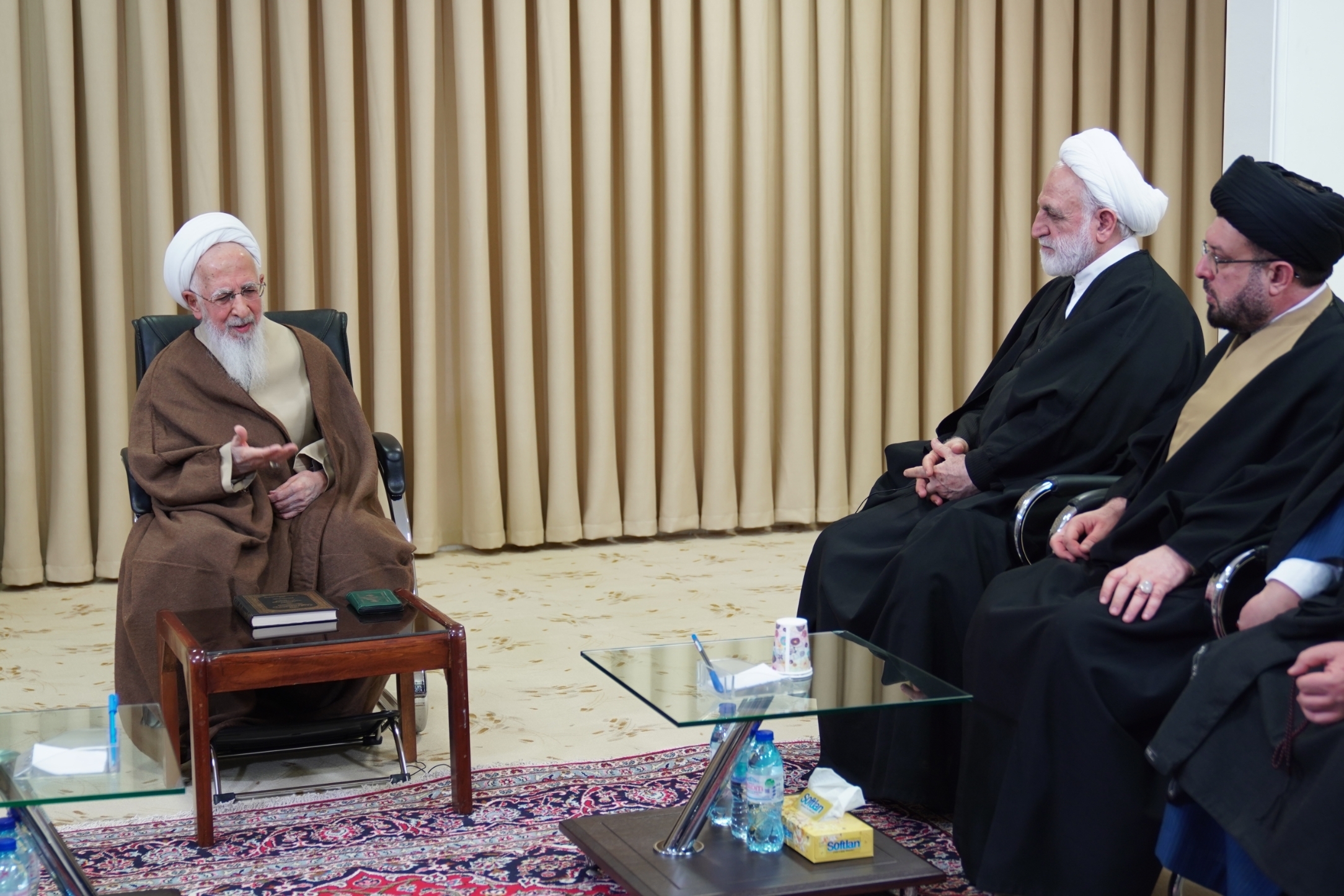 در سفر رئیس قوه قضاییه به قم چه گذشت؟ در سفر رئیس قوه قضاییه به قم چه گذشت؟