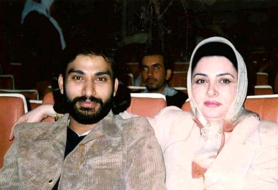عکس/ژست خاص «ناصـر عبداللهی و همسرش»؛ اوایل دهه ۸۰ عکس/ژست خاص «ناصـر عبداللهی و همسرش»؛ اوایل دهه ۸۰