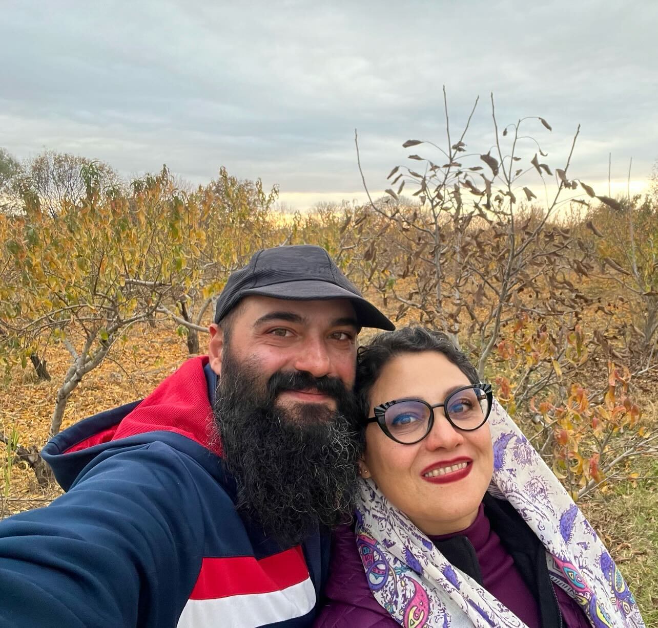 عکس/قاب دو نفره شبنم مقدمی و برادرش در طبیعت