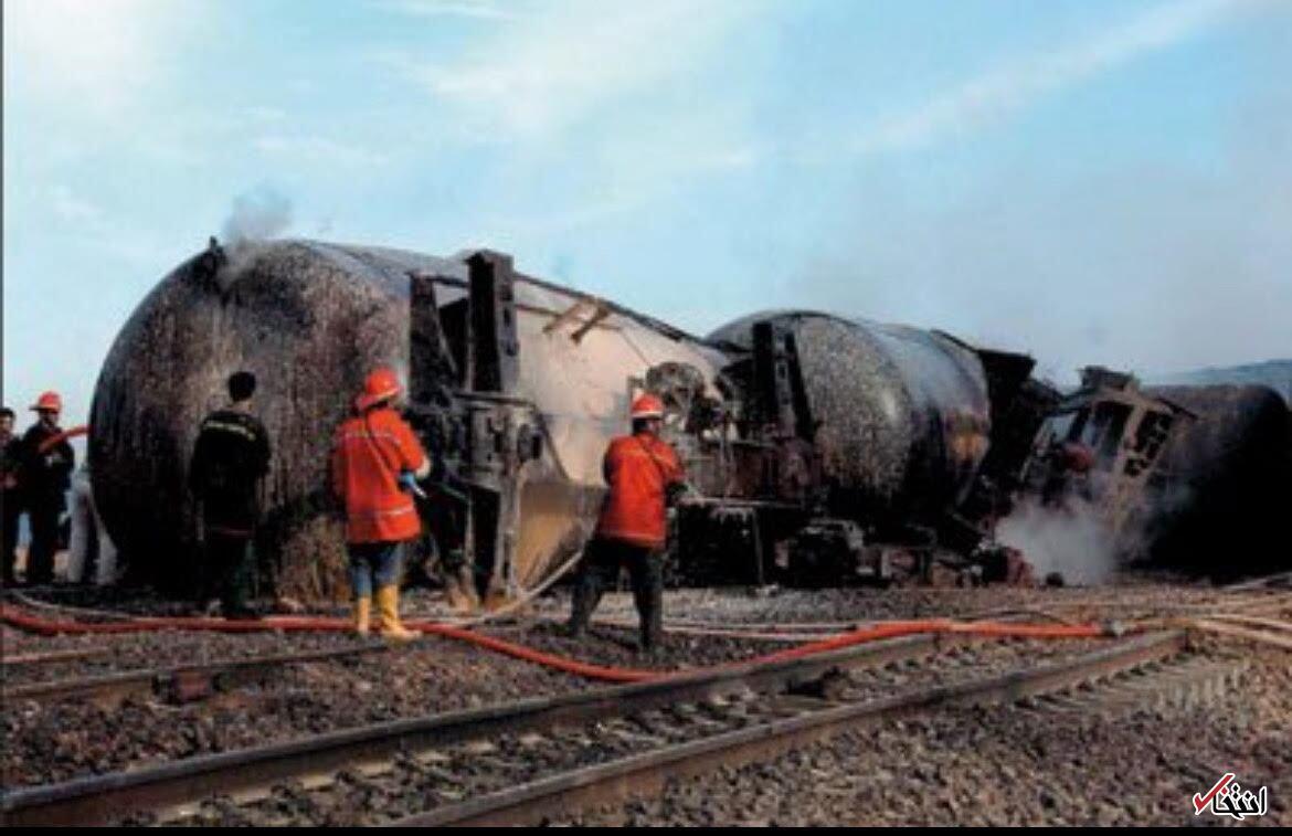 عکس/ ۲۱ سال قبل، بزرگ‌ترین سانحه ریلی ایران
