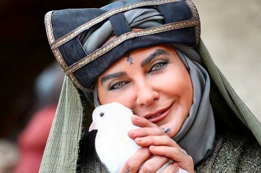 عکس/لعیا زنگنه در آستانه 60 سالگی