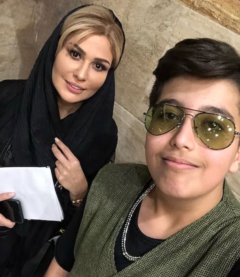 عکس/چهره و استایل رز رضوی بعد از گذشت ۲۰ سال از مختارنامه