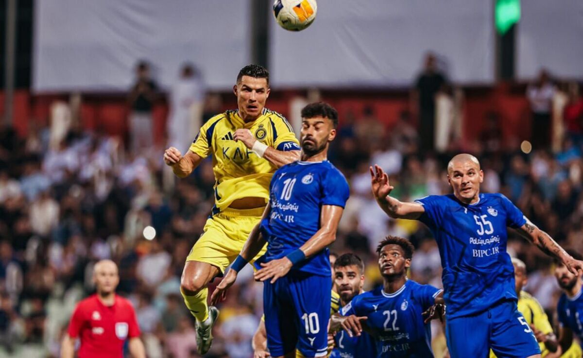 رونمایی از پیراهن استقلال مقابل النصر