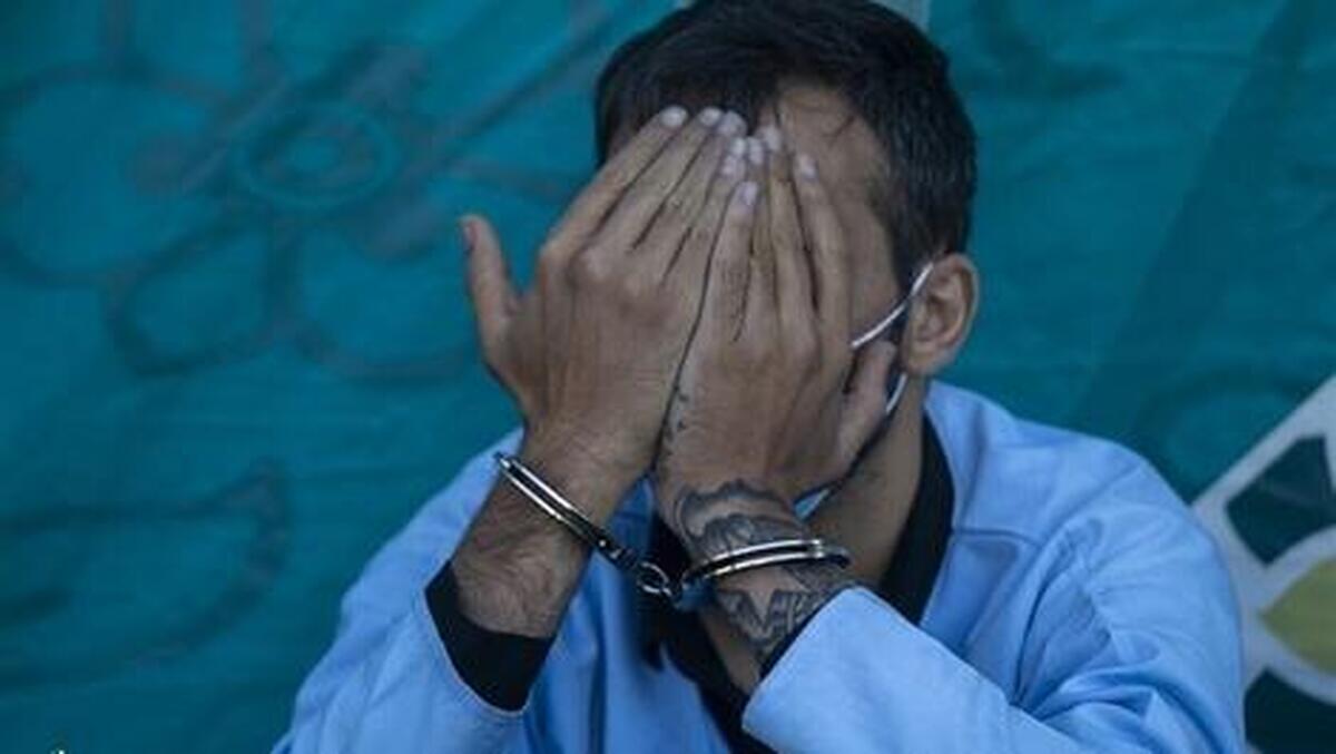 دستگیری گدایی که در مترو جیب بری می‌کرد
