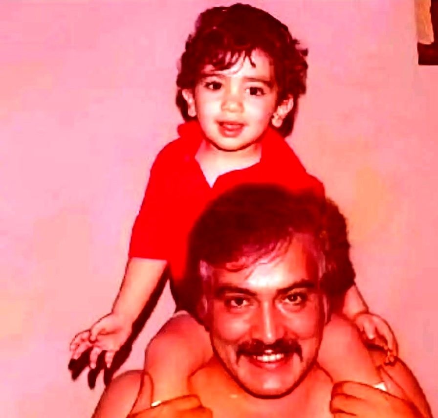 عکس/ژست پدر و پسری «منوچهر وثوق و فرزندش رضا» در دهه ۵۰