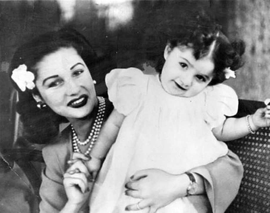 عکس/ «فوزیه و دختر خردسال اش شهناز پهلوی»؛ دهه ۲۰