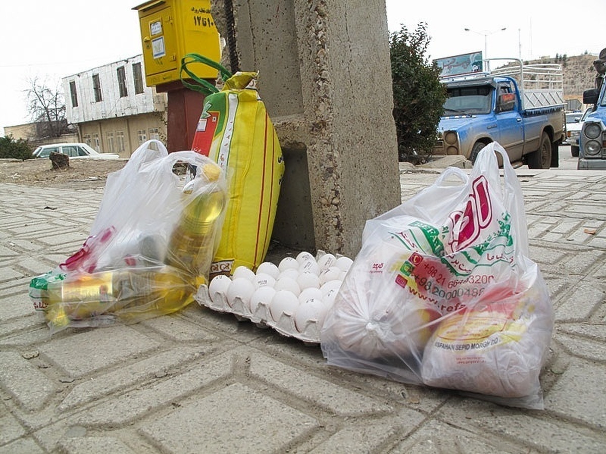 انتقاد کارگران از پیشنهاد سبد ۲۳ میلیونی؛ در رقم سبد و مزد تجدیدنظر شود