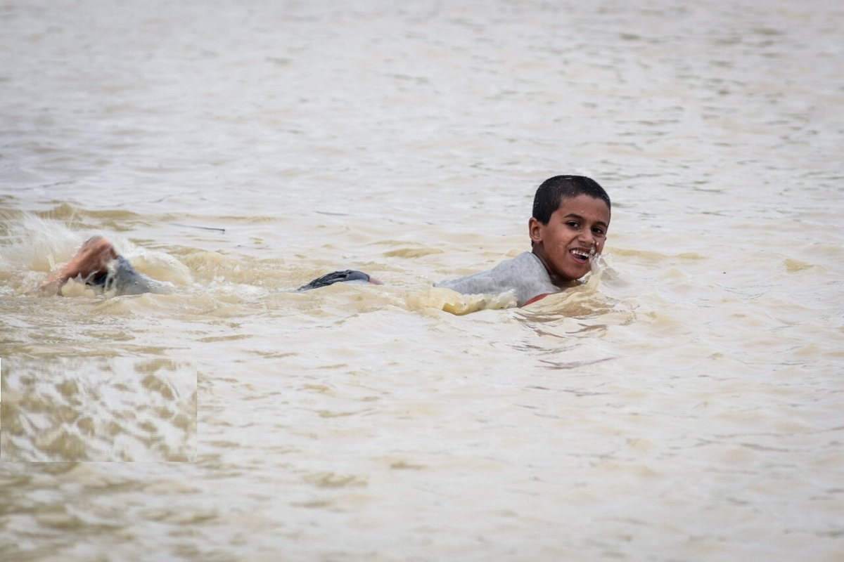 تصاویر | خوشحالی مردم سیستان از ورود آب به هامون