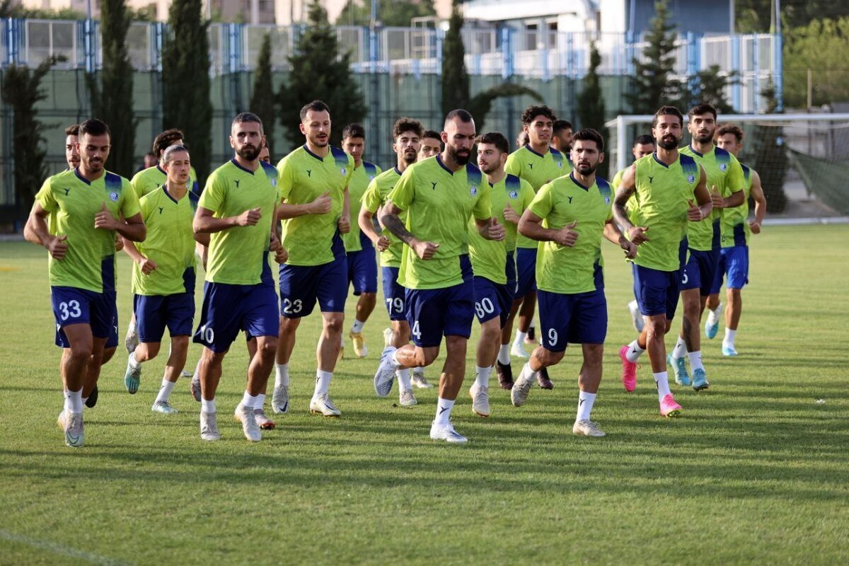 دلخوری مجدد در اردوی آبی‌ها؛ اینقدر نگویید استقلال قهرمان می‌شود!