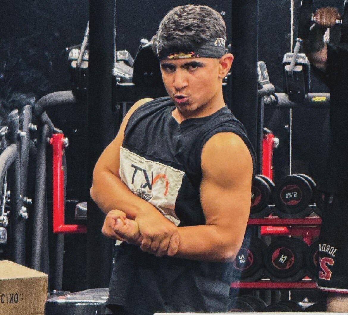 عکس| استایل تماشایی پسر هادی چوپان عکس| استایل تماشایی پسر هادی چوپان