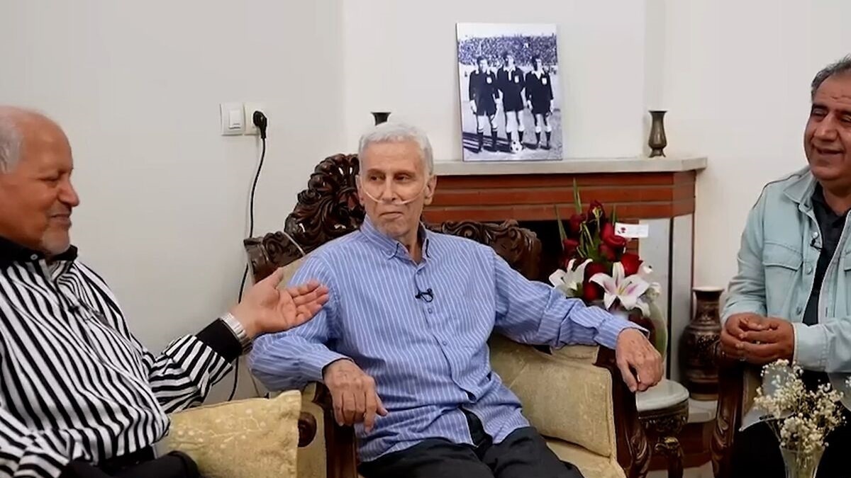 عکس| بازیکن سابق استقلال بر بالین چهره مطرح داوری