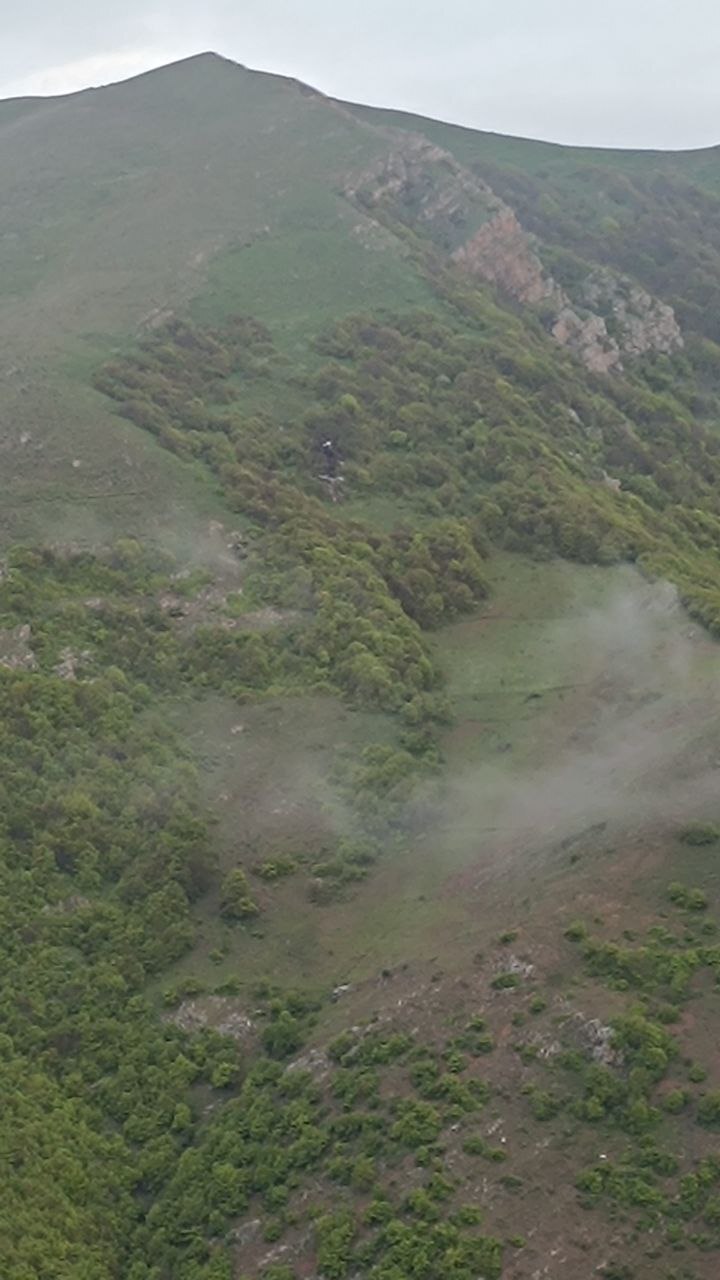 لاشه بالگرد رئیسی پیدا شد /  اولین تصاویر از محل حادثه + عکس لاشه بالگرد رئیسی پیدا شد /  اولین تصاویر از محل حادثه + عکس