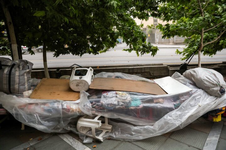 ۱۴۰ حادثه با وقوع طوفان و باد شدید در پایتخت + عکس ۱۴۰ حادثه با وقوع طوفان و باد شدید در پایتخت + عکس