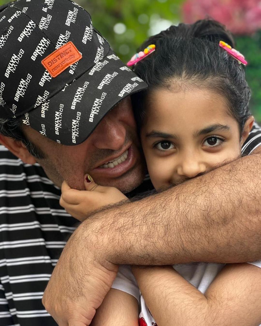 تصاویر تازه از منوچهر هادی و دخترش