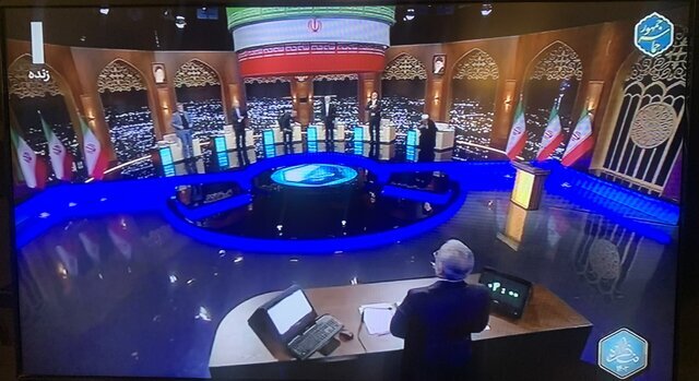 دکور مناظره ۱۴۰۳ رونمایی شد + عکس