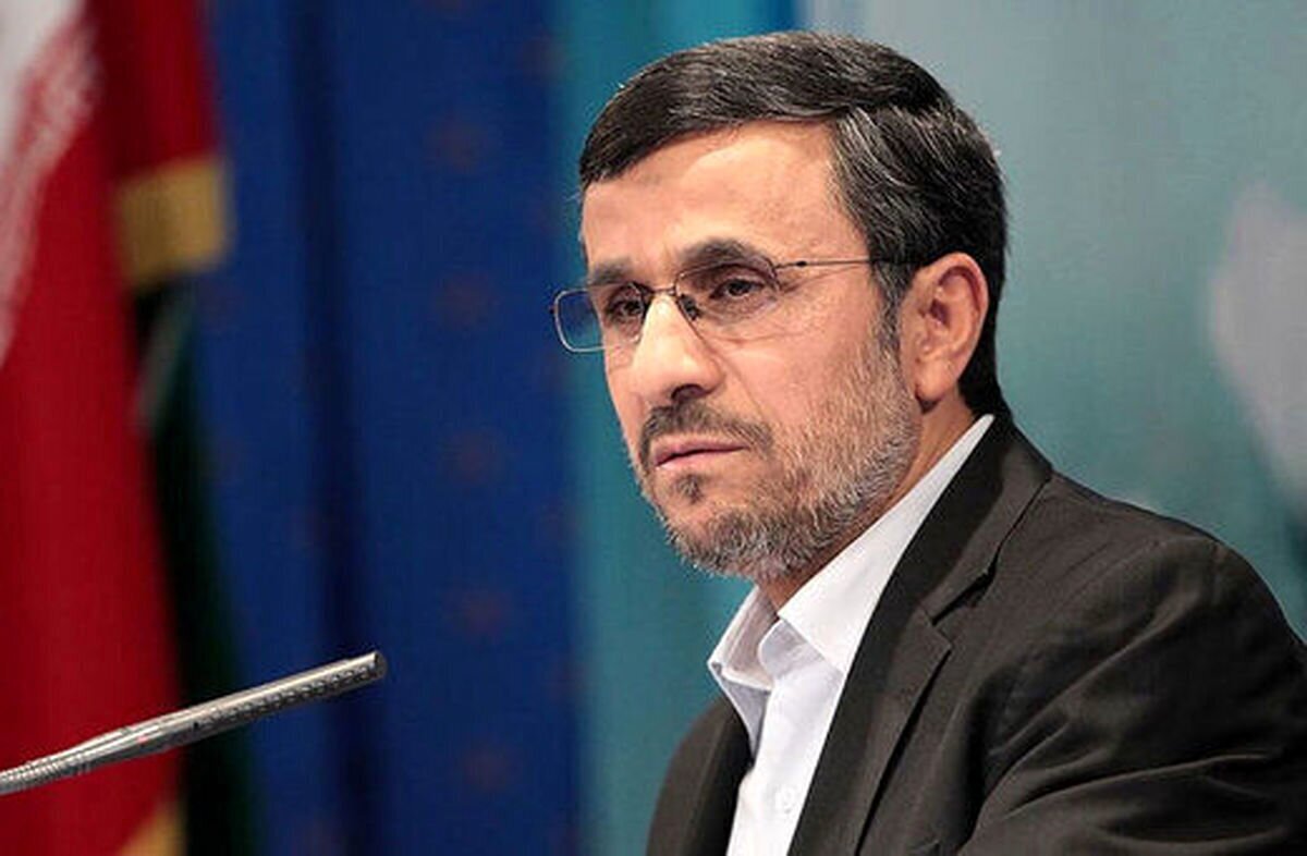 محمود احمدی نژاد درحال بررسی شرایط برای کاندیداتوری در انتخابات ریاست جمهوری