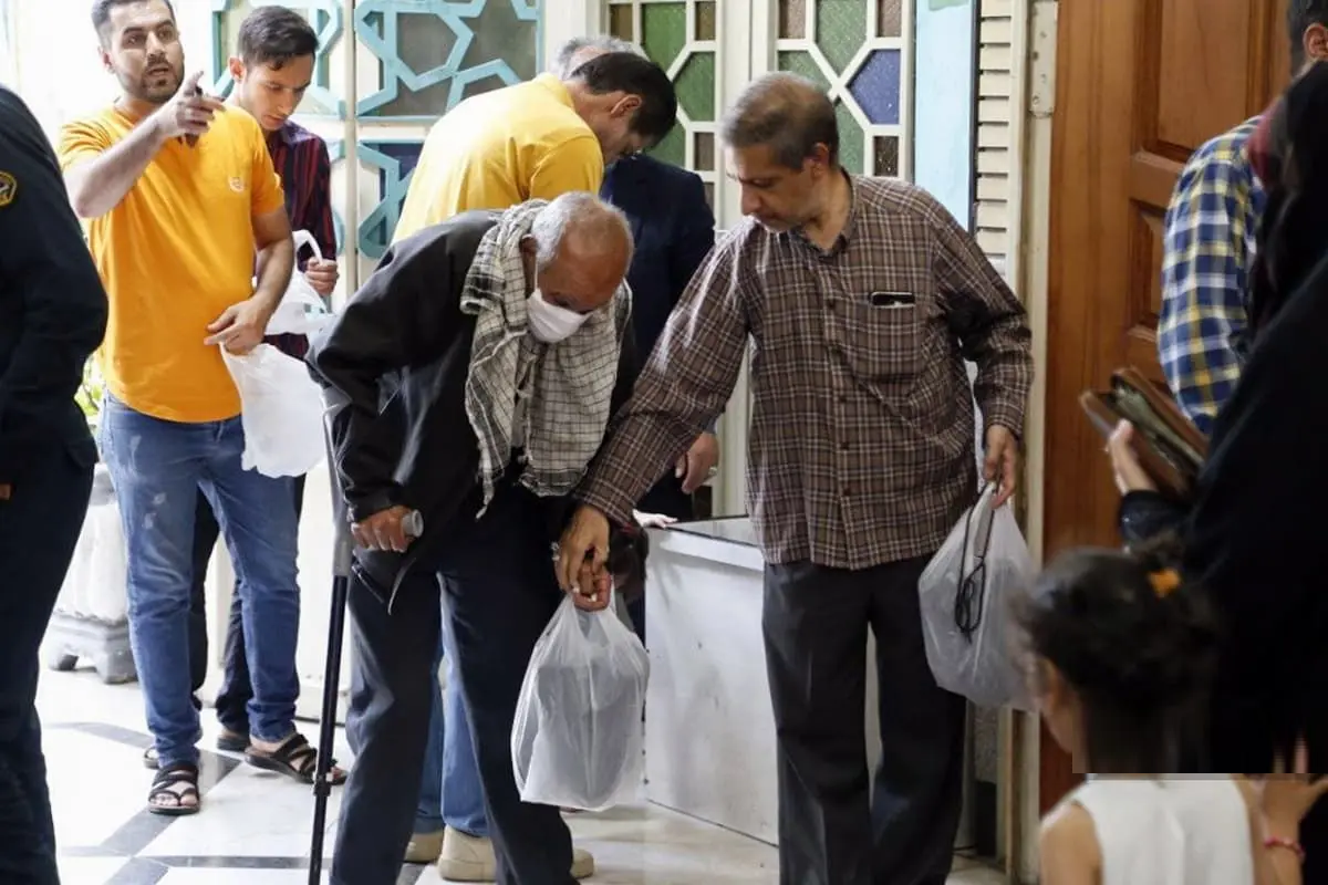 فیلم| آمار‌هایی جالب از سن رای دهندگان در انتخابات تهران: ۵۵۸ نفر بالای ۹۵ سال!