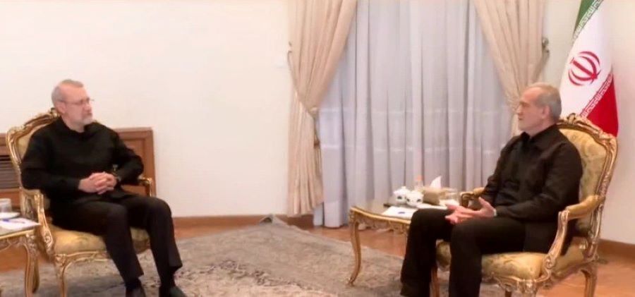 عکس| دیدار علی لاریجانی با پزشکیان