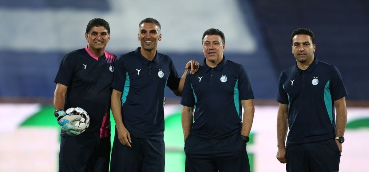 استقلال،مربي
