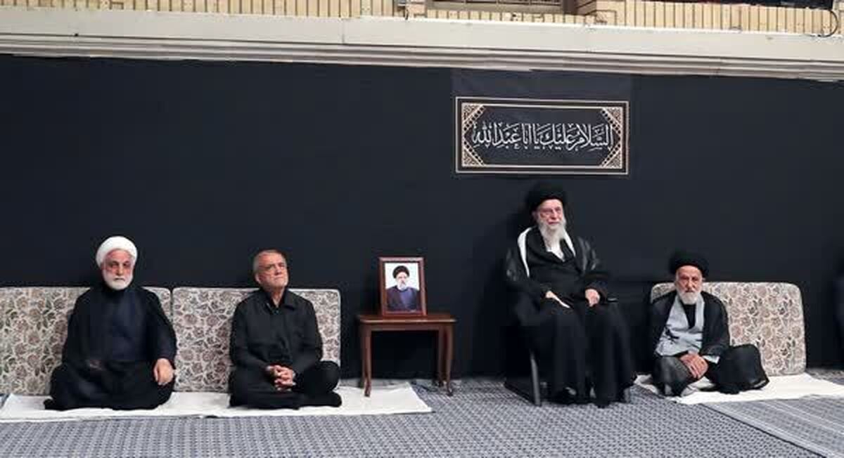 مراسم عزاداری امام حسین (ع) در حسینیه امام خمینی/ حضور پزشکیان در کنار رهبر انقلاب + عکس