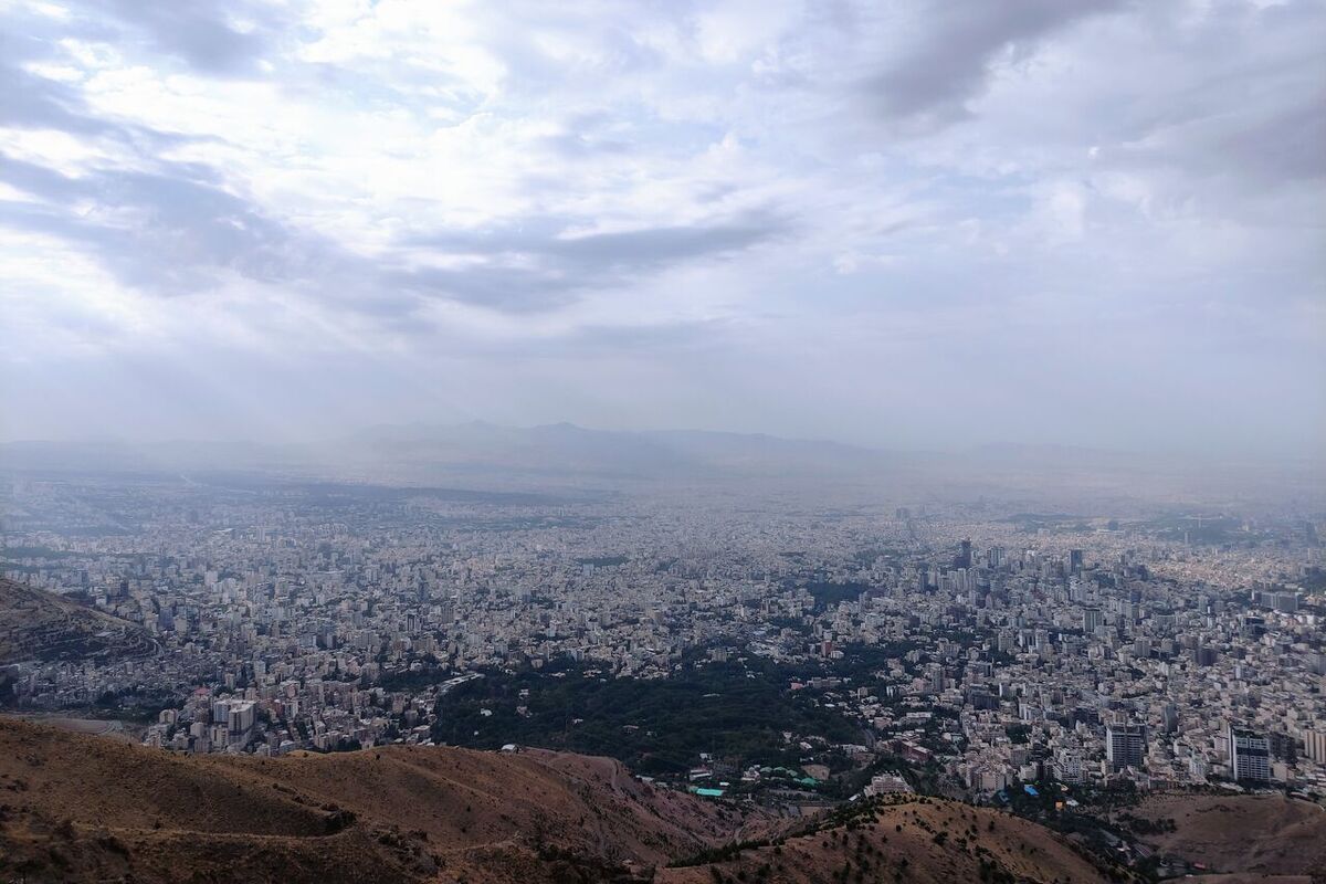 هواشناسی ۲۵ تیر ۱۴۰۳ / رگبار، رعد و برق، باد و گرد و خاک در برخی مناطق