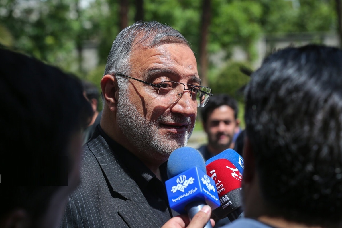 واکنش زاکانی به انتقادات از عملکرد شهرداری تهران: اقلیت هستند!
